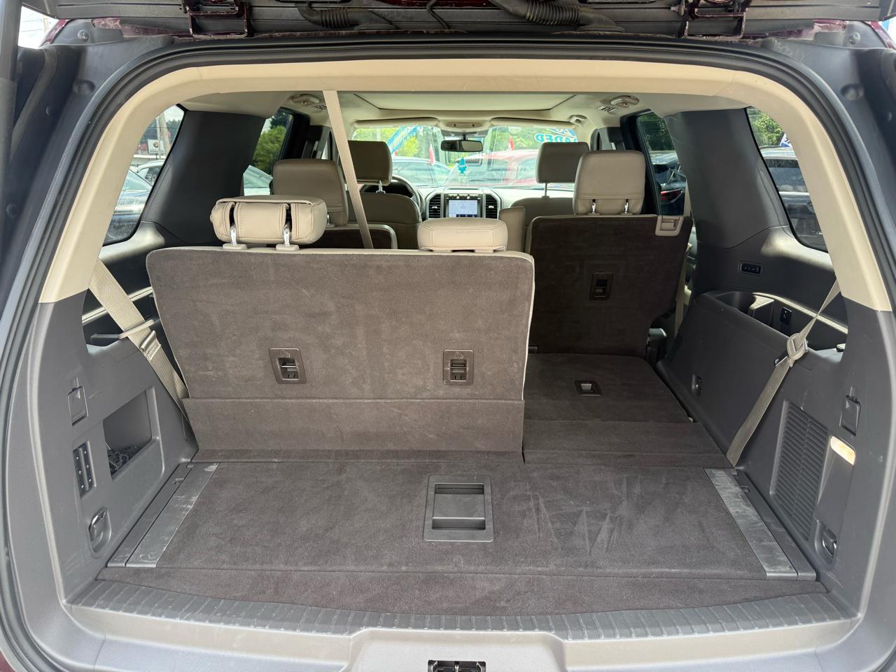 Ford Expedition XLT 4WD 2020