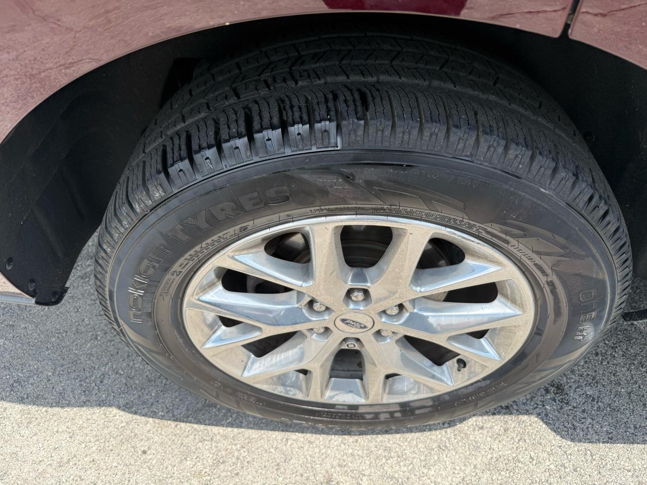 Ford Expedition XLT 4WD 2020