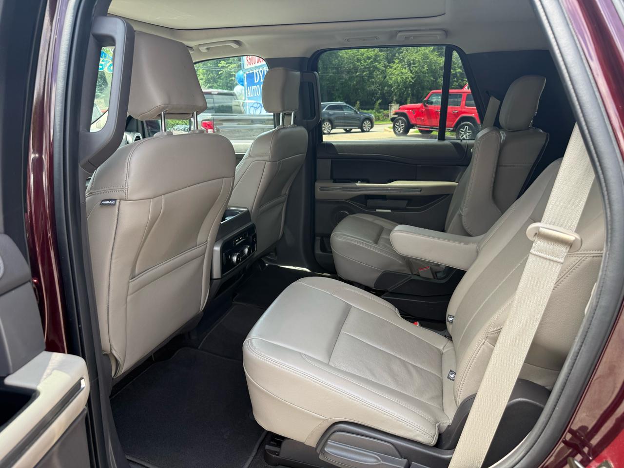 Ford Expedition XLT 4WD 2020