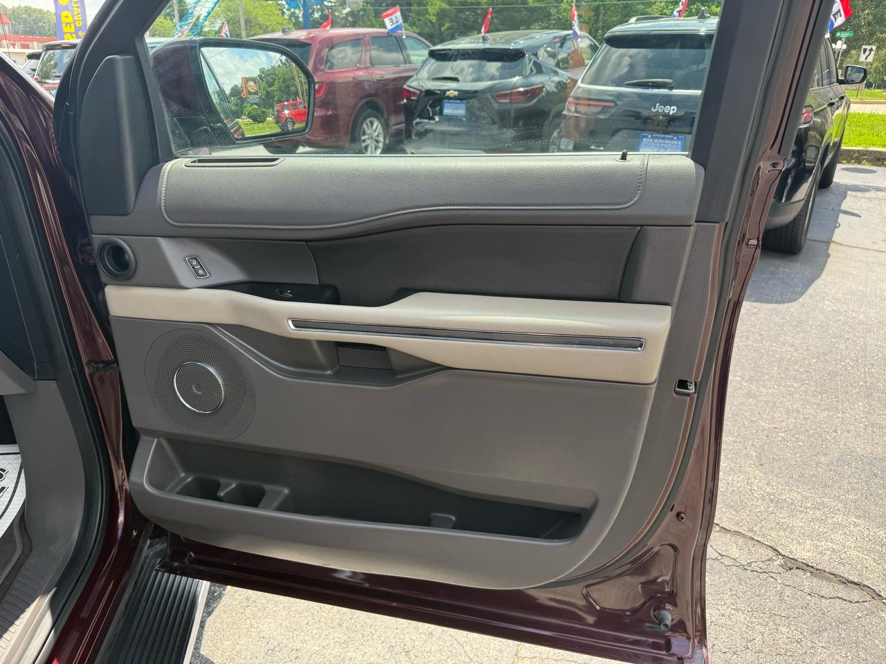 Ford Expedition XLT 4WD 2020