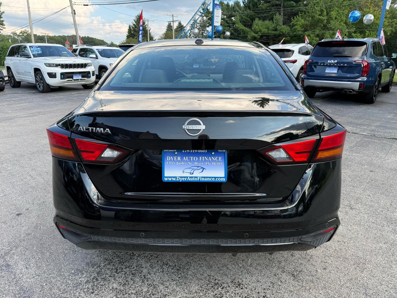 Nissan Altima 2.5 SV 2025