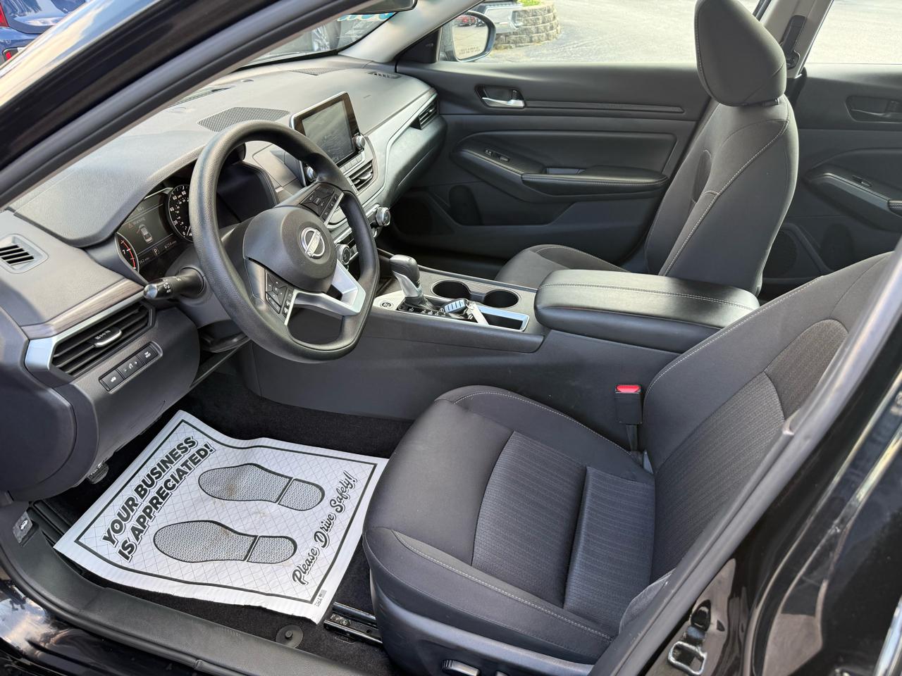 Nissan Altima 2.5 SV 2025
