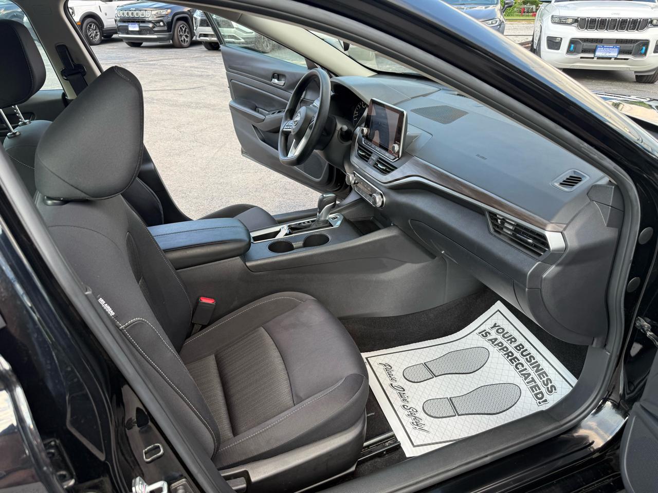 Nissan Altima 2.5 SV 2025