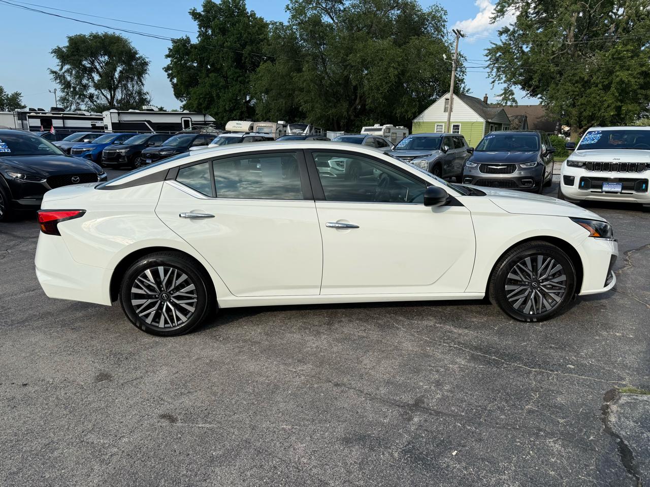 Nissan Altima 2.5 SV 2025
