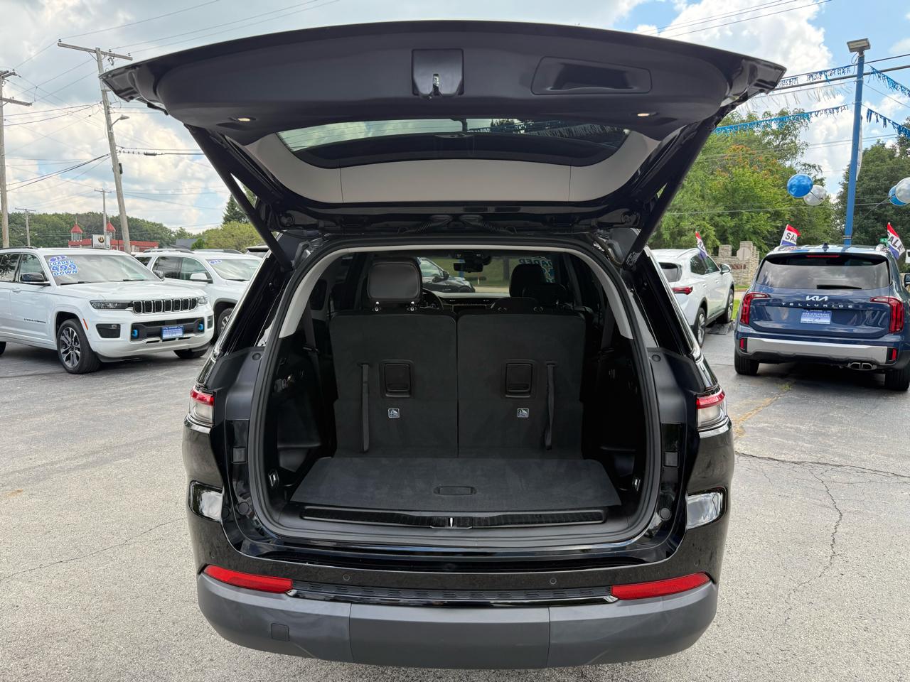 Jeep Grand Cherokee L Limited 4WD 2023