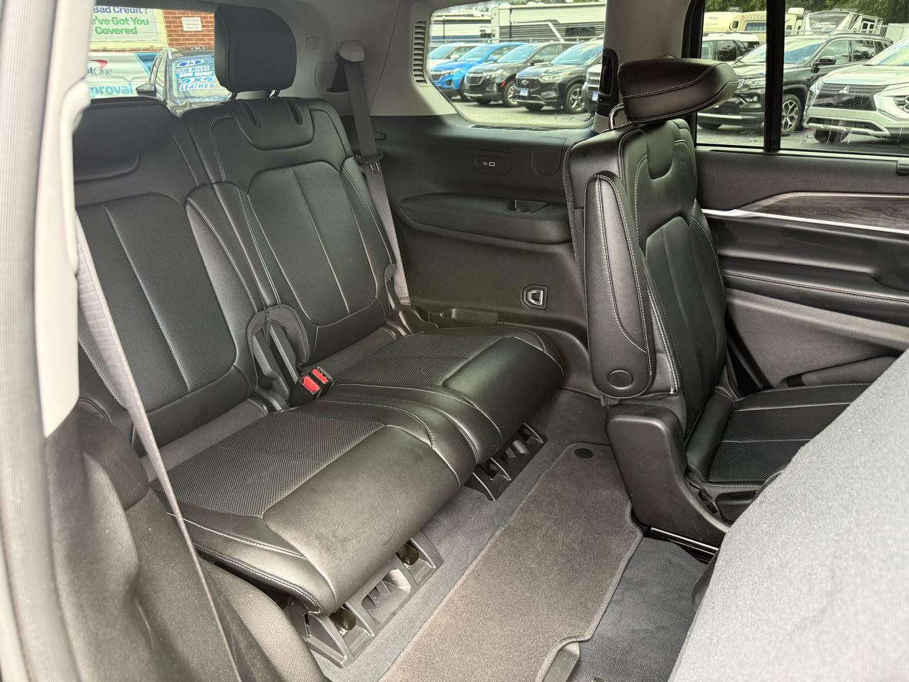 Jeep Grand Cherokee L Limited 4WD 2023