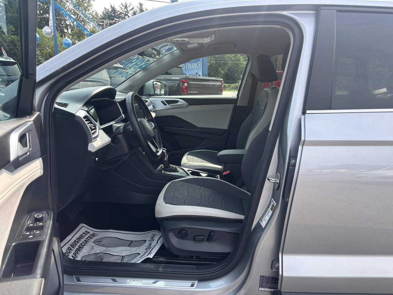 Volkswagen Taos SE 2026