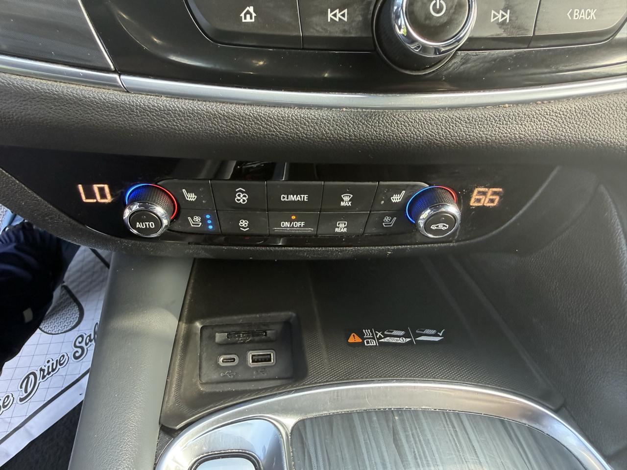 Buick Enclave Premium FWD 2022