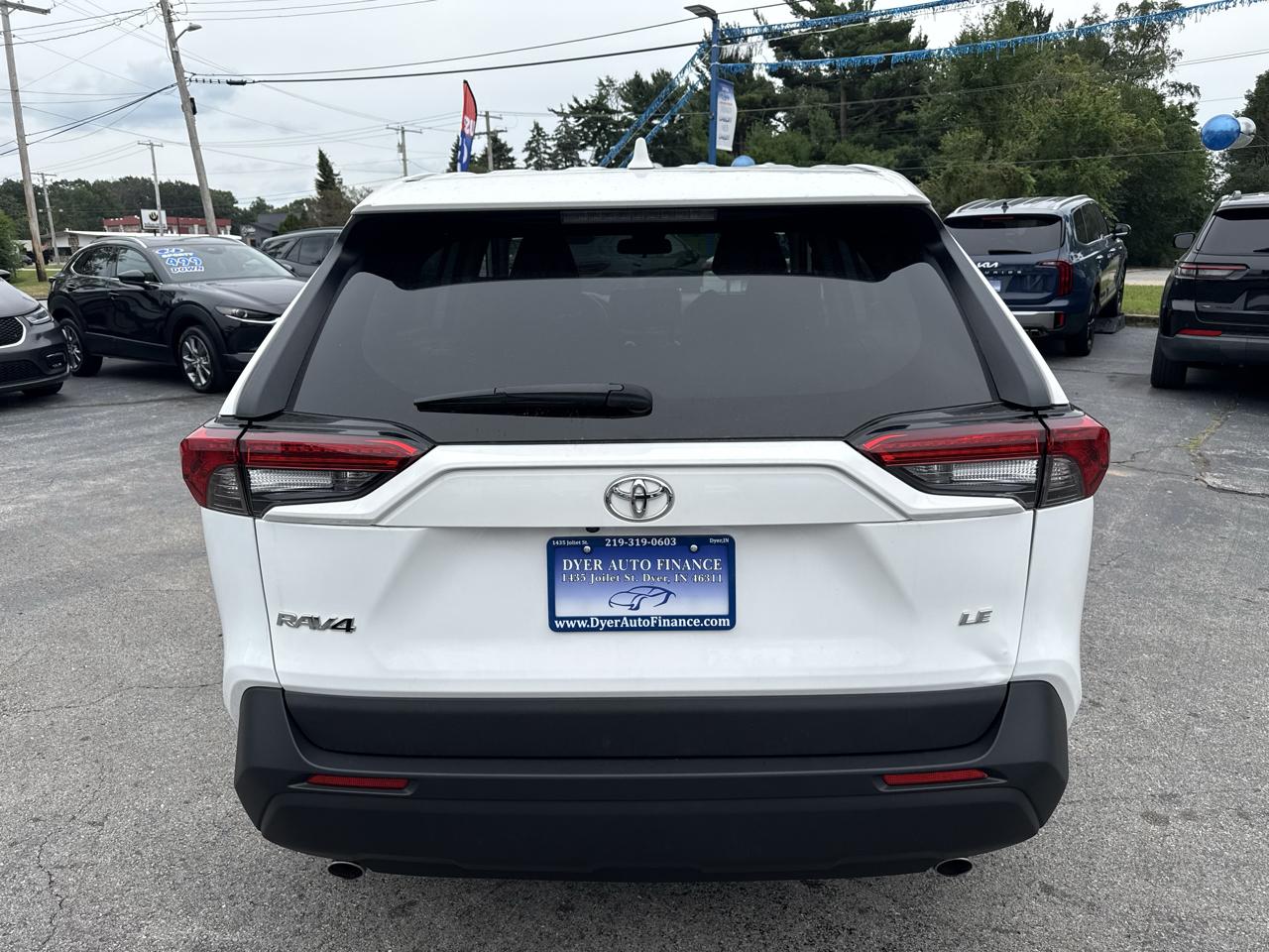 Toyota RAV4 LE 2025