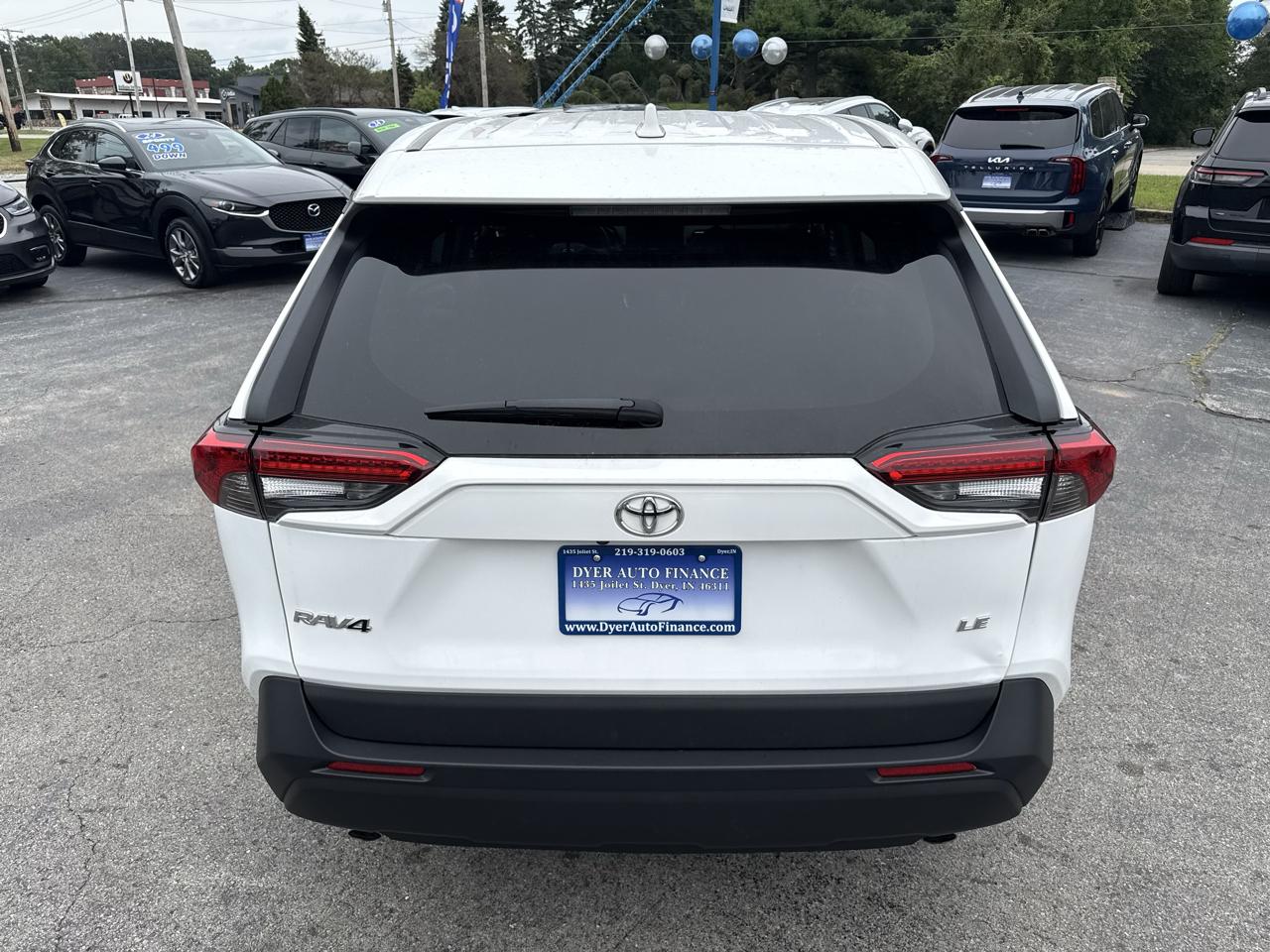 Toyota RAV4 LE 2025