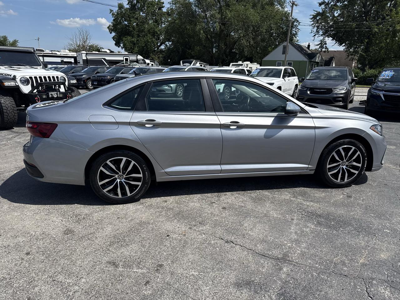 Volkswagen Jetta SE 2025