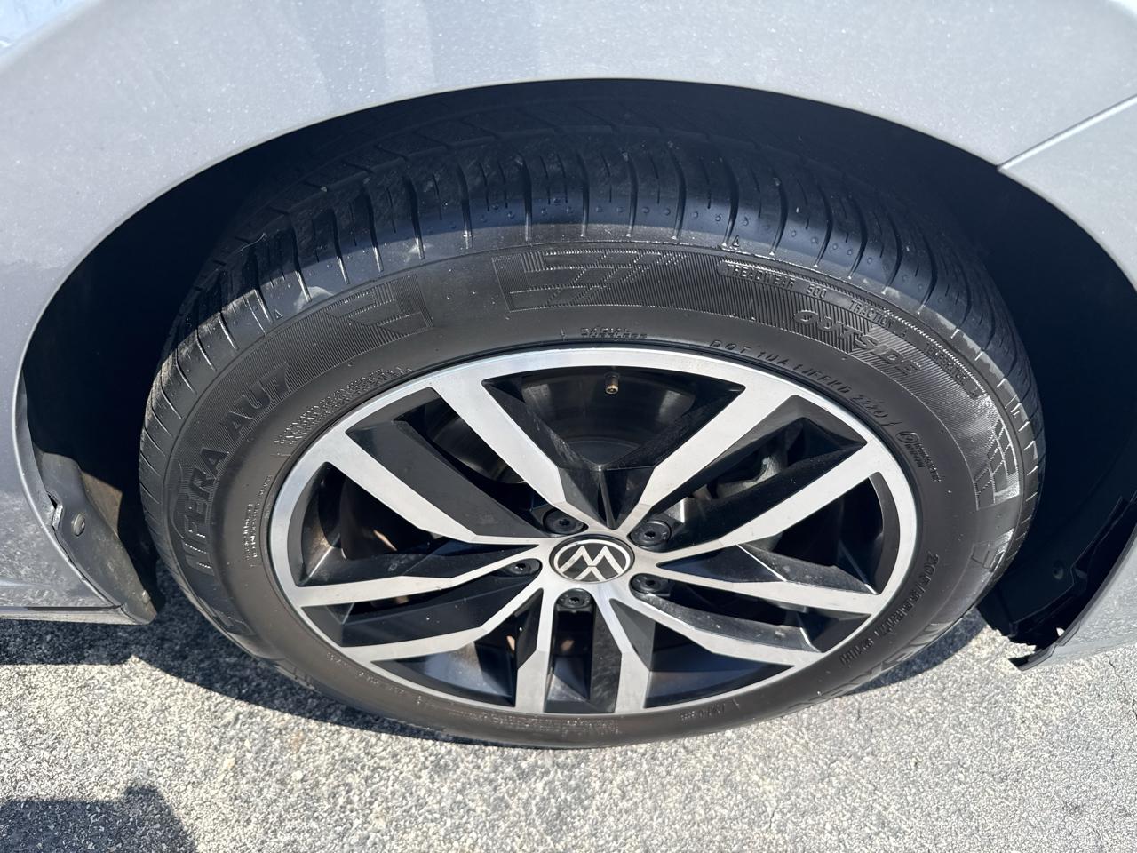 Volkswagen Jetta SE 2025
