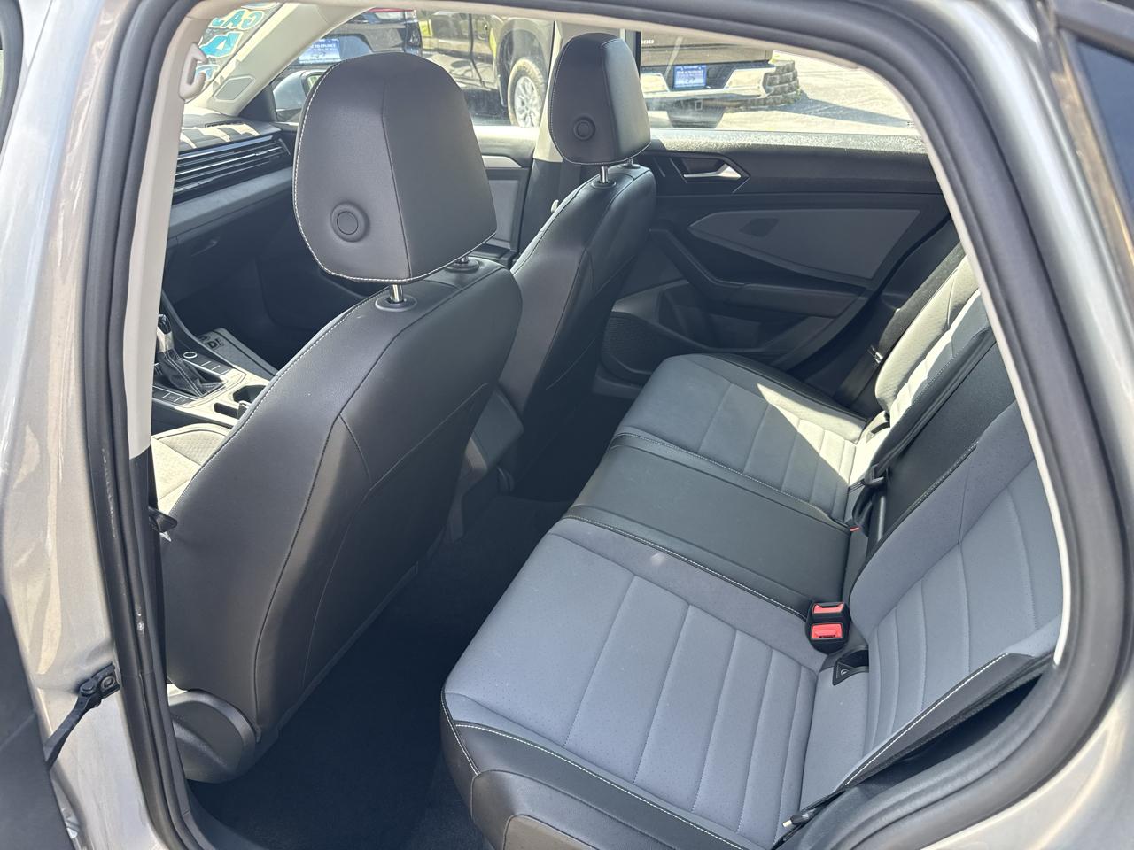 Volkswagen Jetta SE 2025