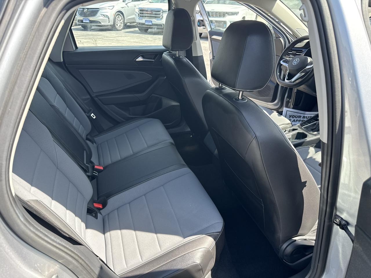 Volkswagen Jetta SE 2025