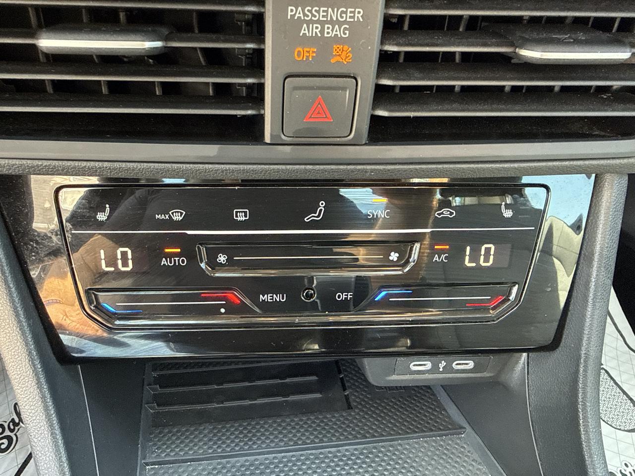 Volkswagen Jetta SE 2025
