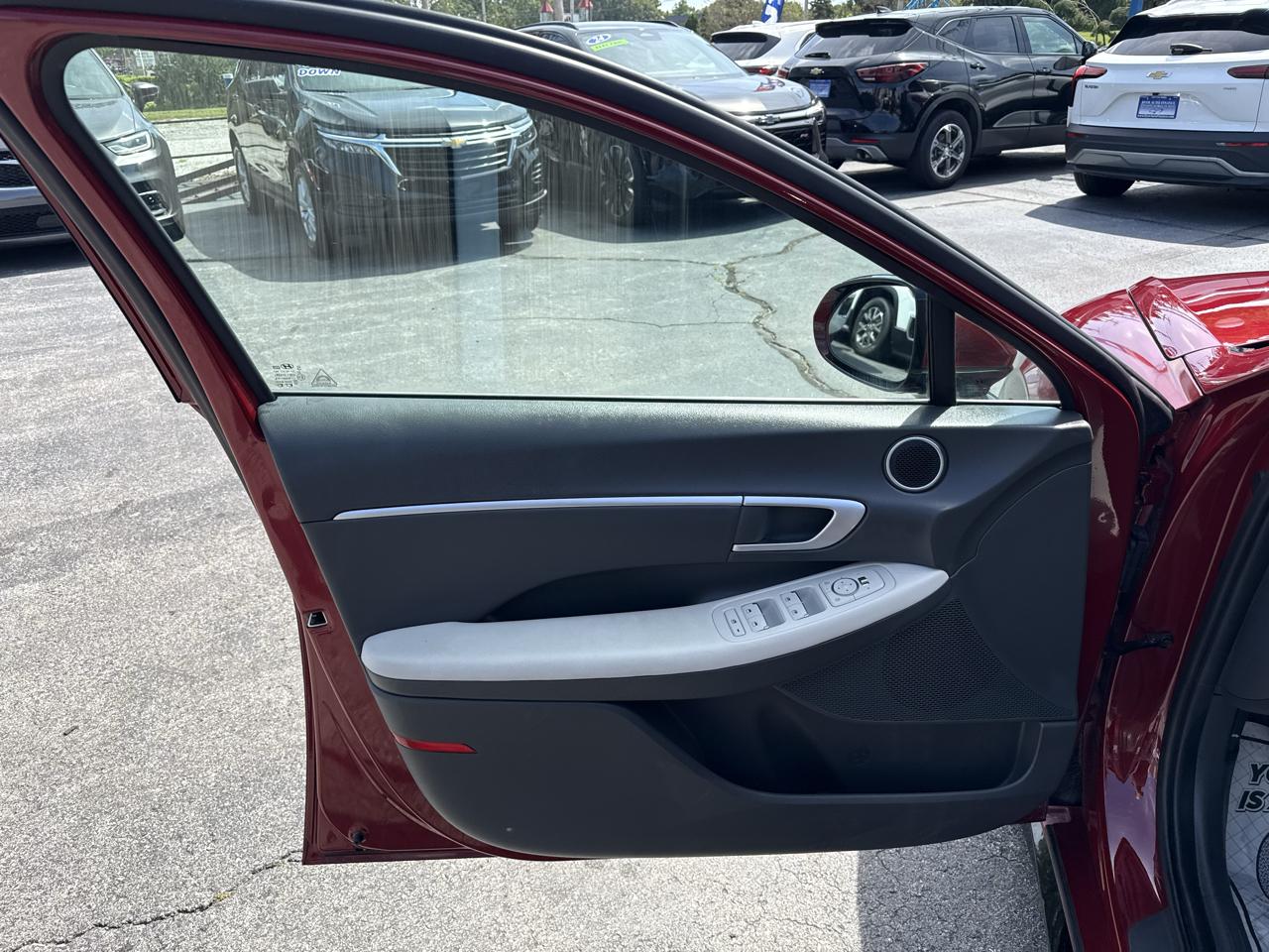 Hyundai Sonata SEL 2025