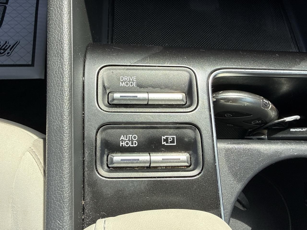 Hyundai Sonata SEL 2025