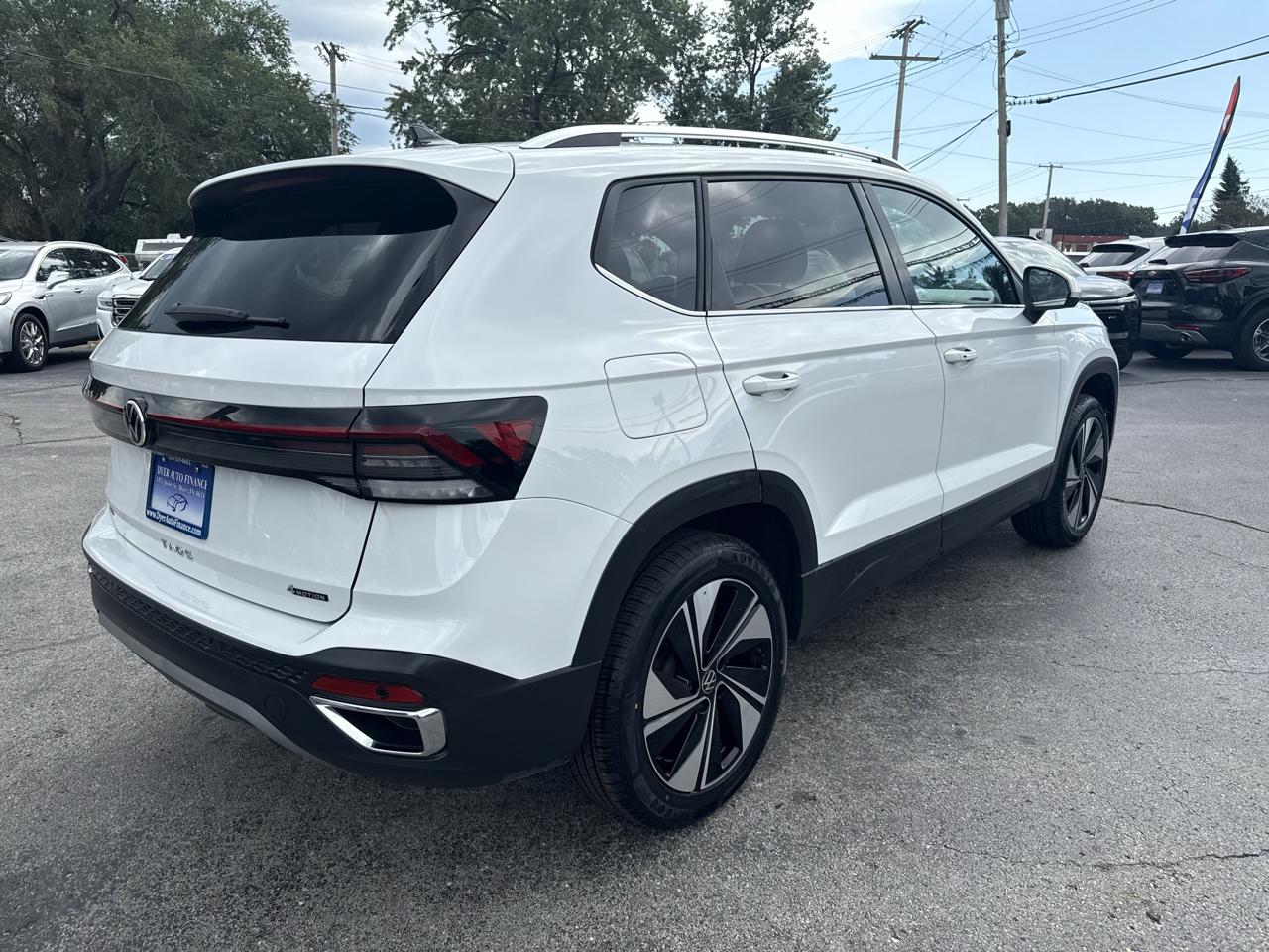 Volkswagen Taos SE 4Motion 2025