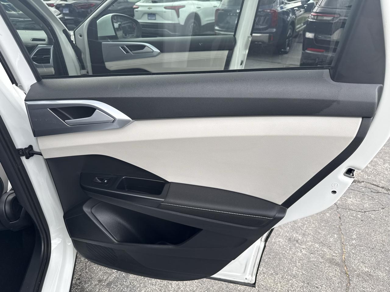 Volkswagen Taos SE 4Motion 2025