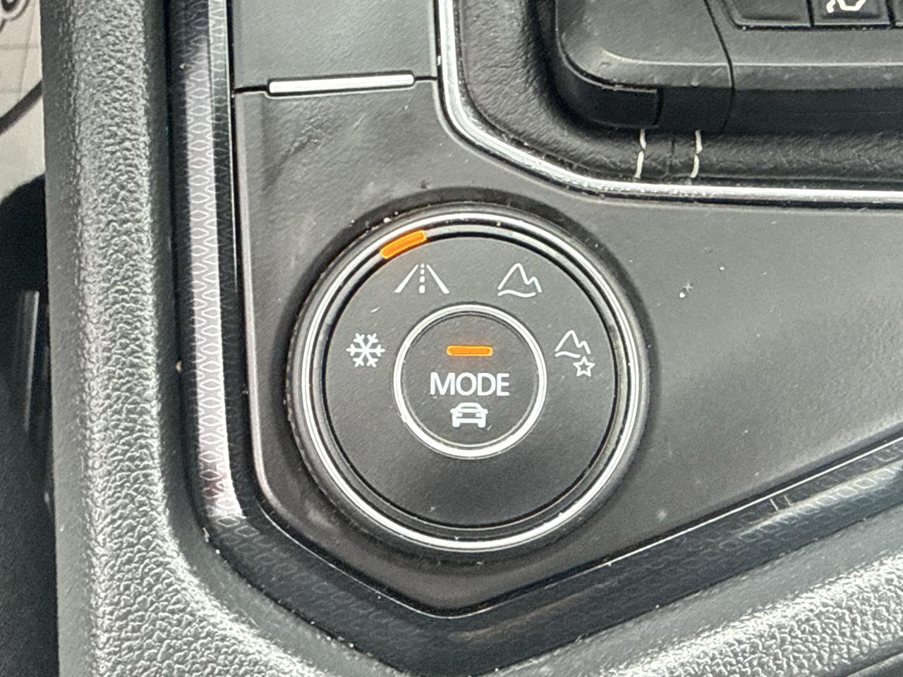Volkswagen Taos SE 4Motion 2025