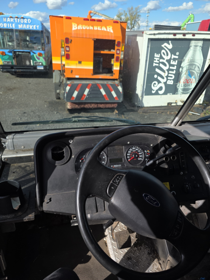 Ford Stripped Chassis  2016 Ford Stripped Chassis  2016