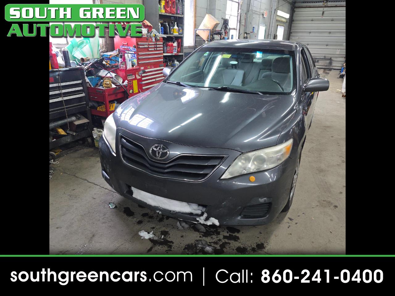 Toyota Camry Base 6-Spd AT 2011