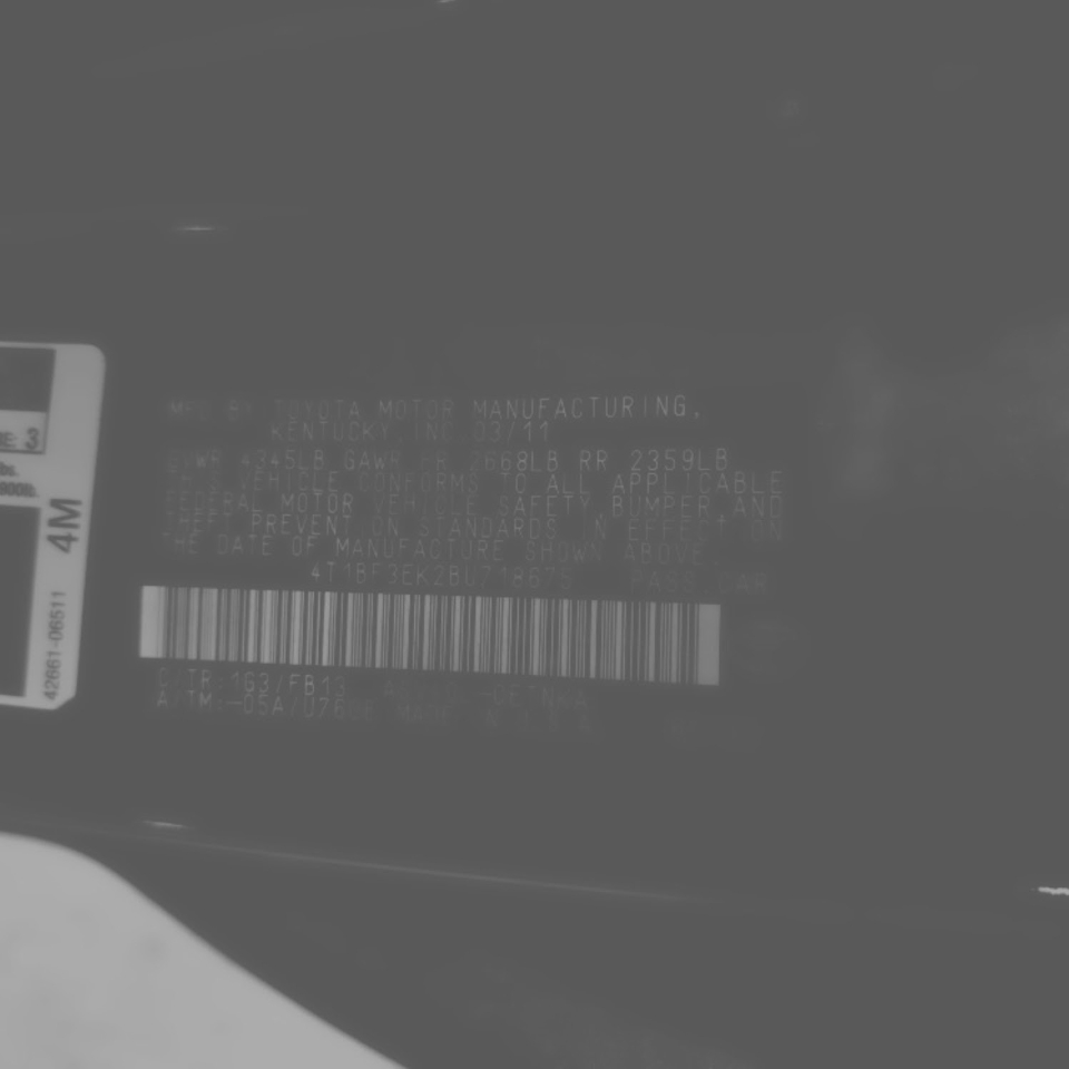 Toyota Camry Base 6-Spd AT 2011