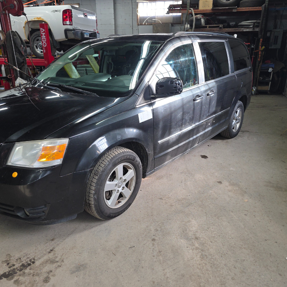 Dodge Grand Caravan SXT 2010