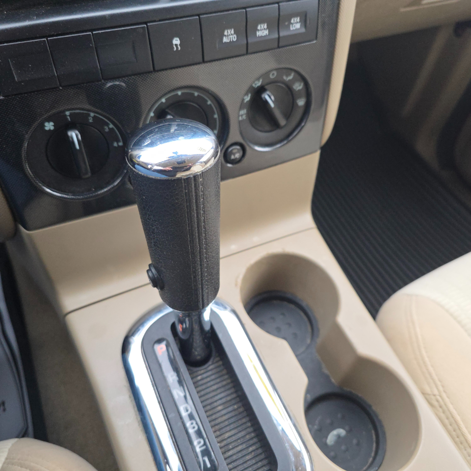 Ford Explorer XLT 4.0L 4WD 2007