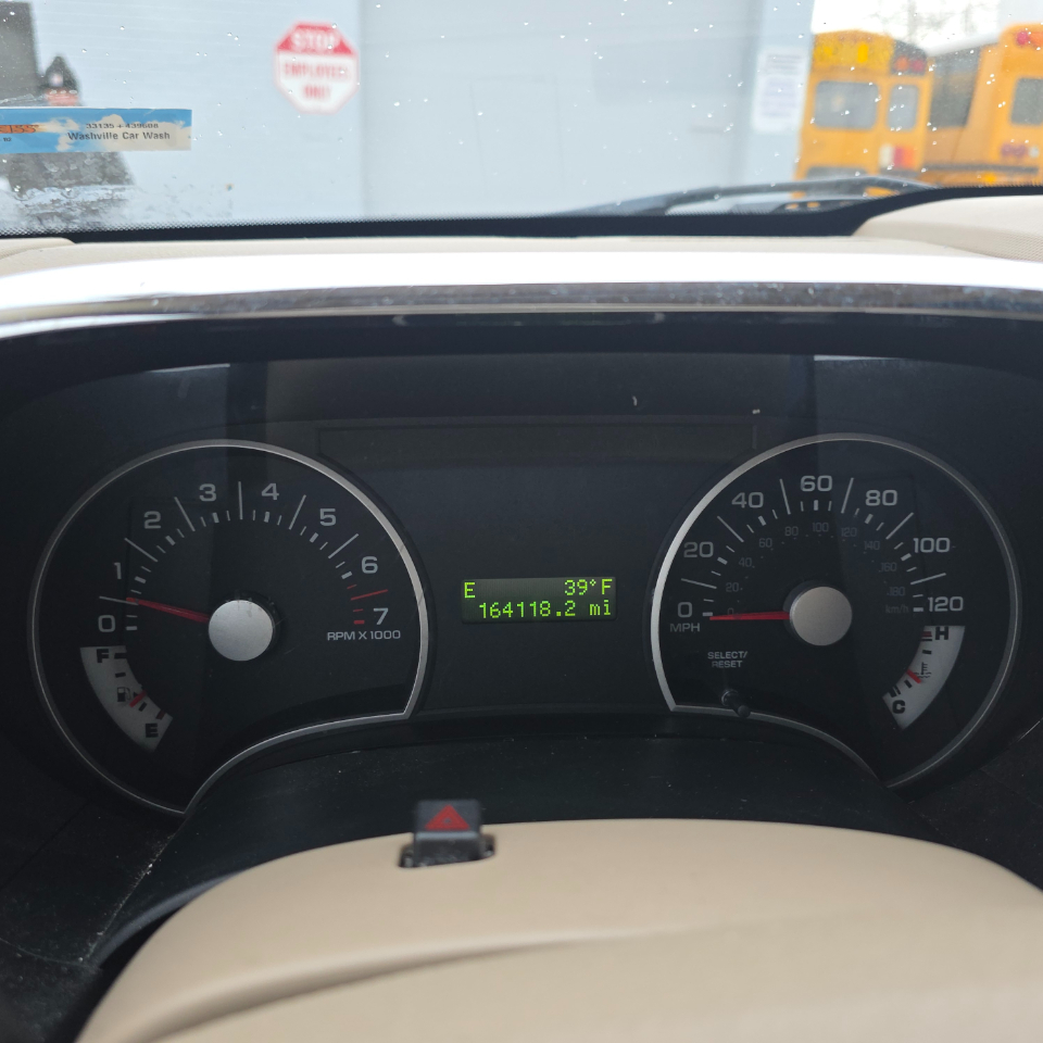 Ford Explorer XLT 4.0L 4WD 2007