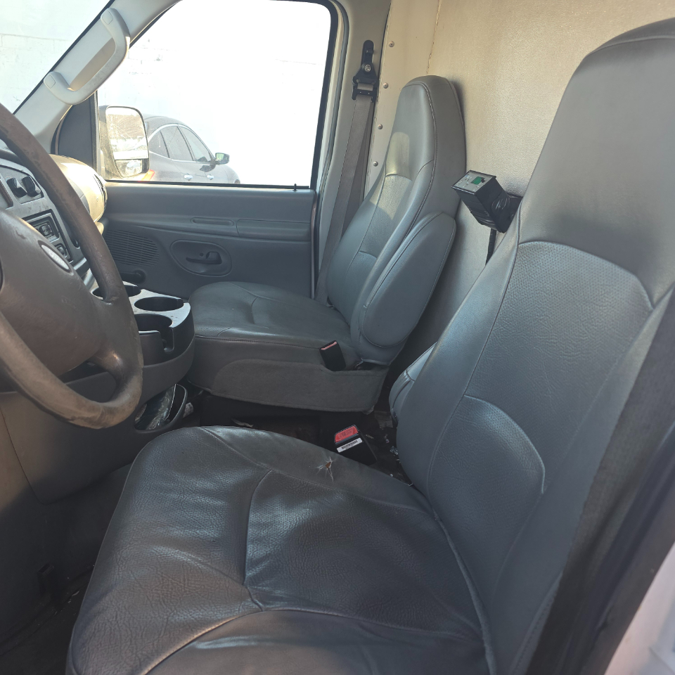 Ford Econoline E350 Super Duty Extended 2006