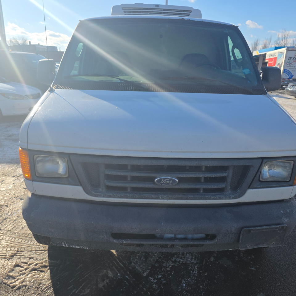 Ford Econoline E350 Super Duty Extended 2006