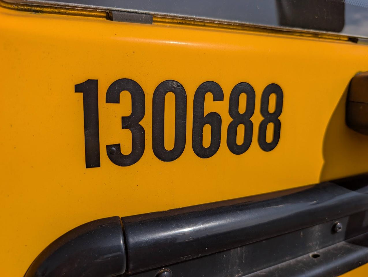 Freightliner B2 Bus Chassis  2013