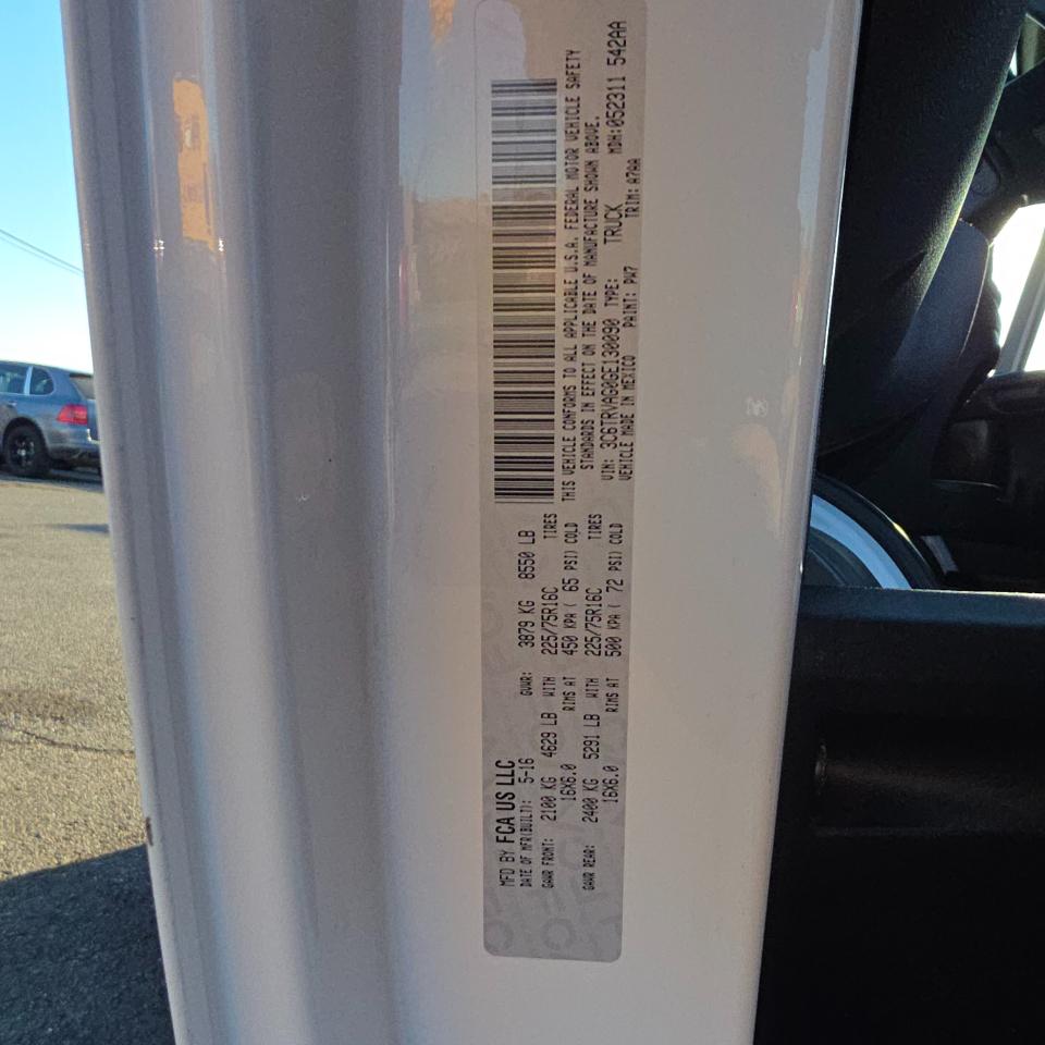 RAM Promaster 1500 Low Roof Tradesman 136-in. WB 2016