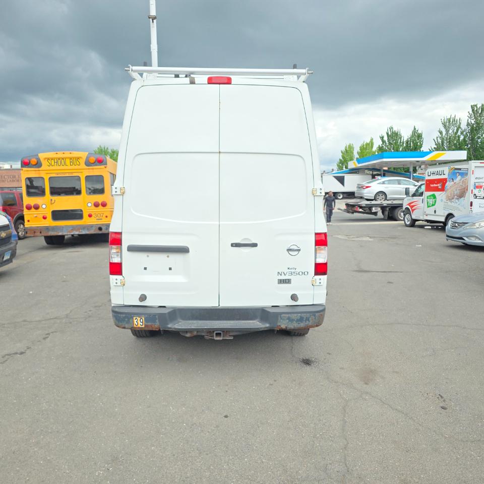Nissan NV Cargo  2016