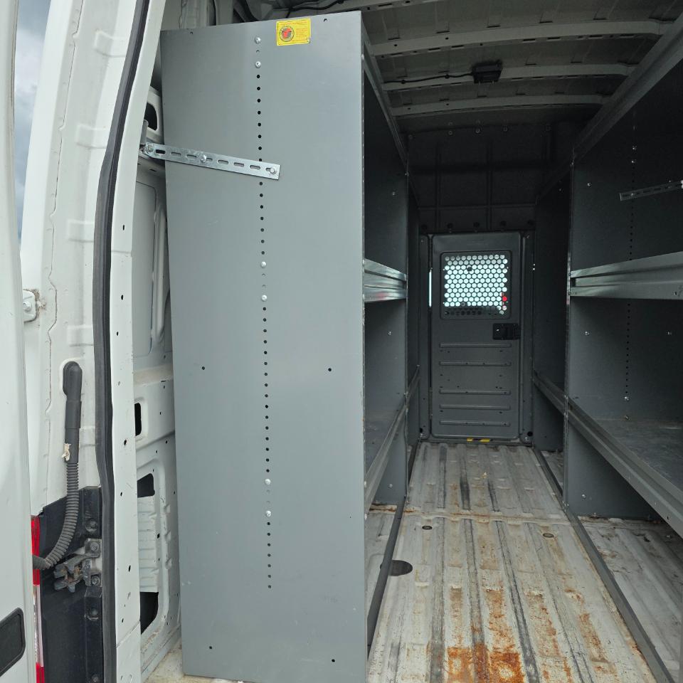 Nissan NV Cargo  2016