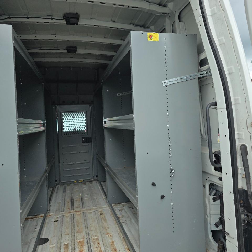 Nissan NV Cargo  2016
