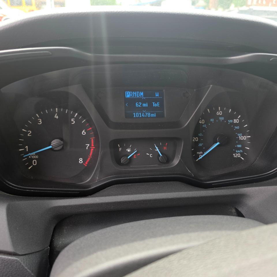 Ford Transit 350 Wagon Med. Roof XL w/Sliding Pass. 148-in. WB 2015