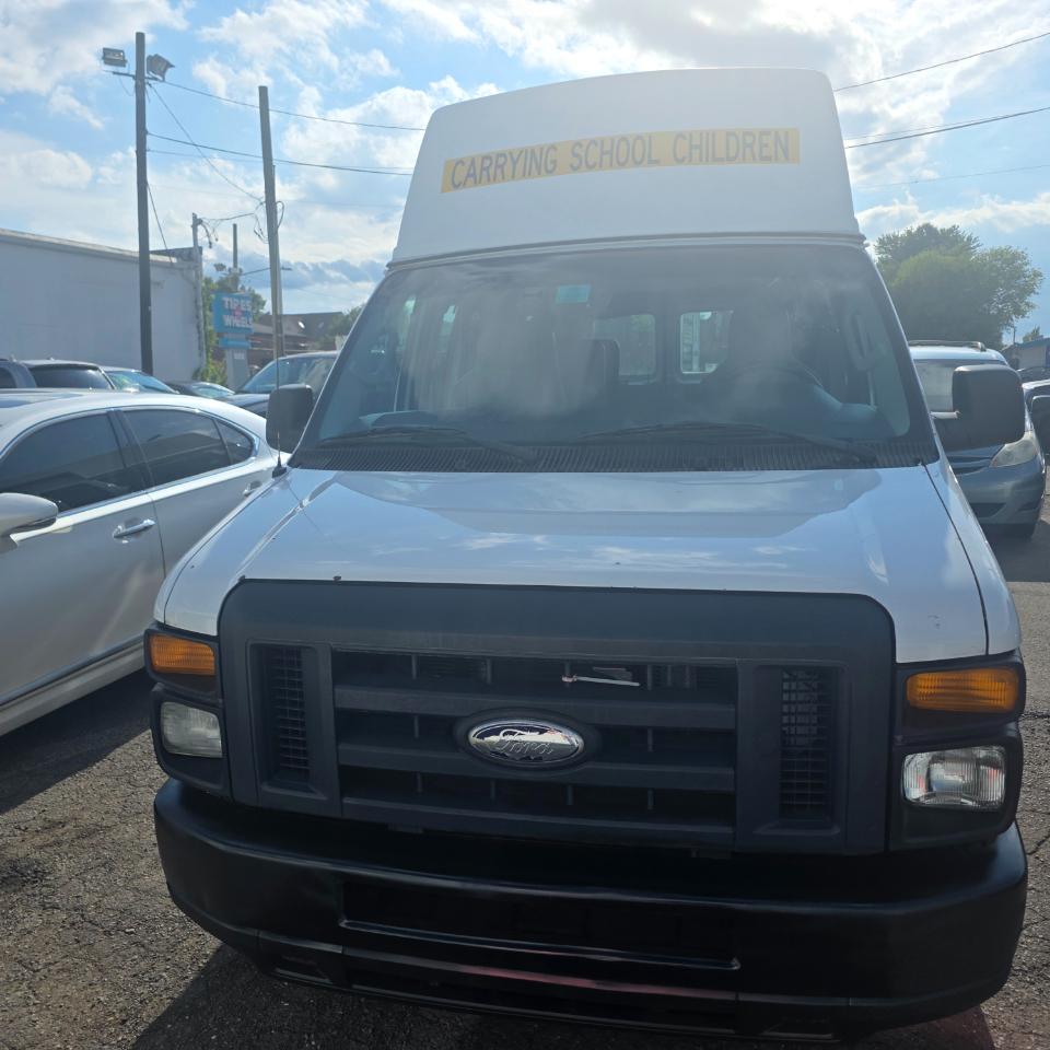 Ford Econoline E-250 Extended 2014