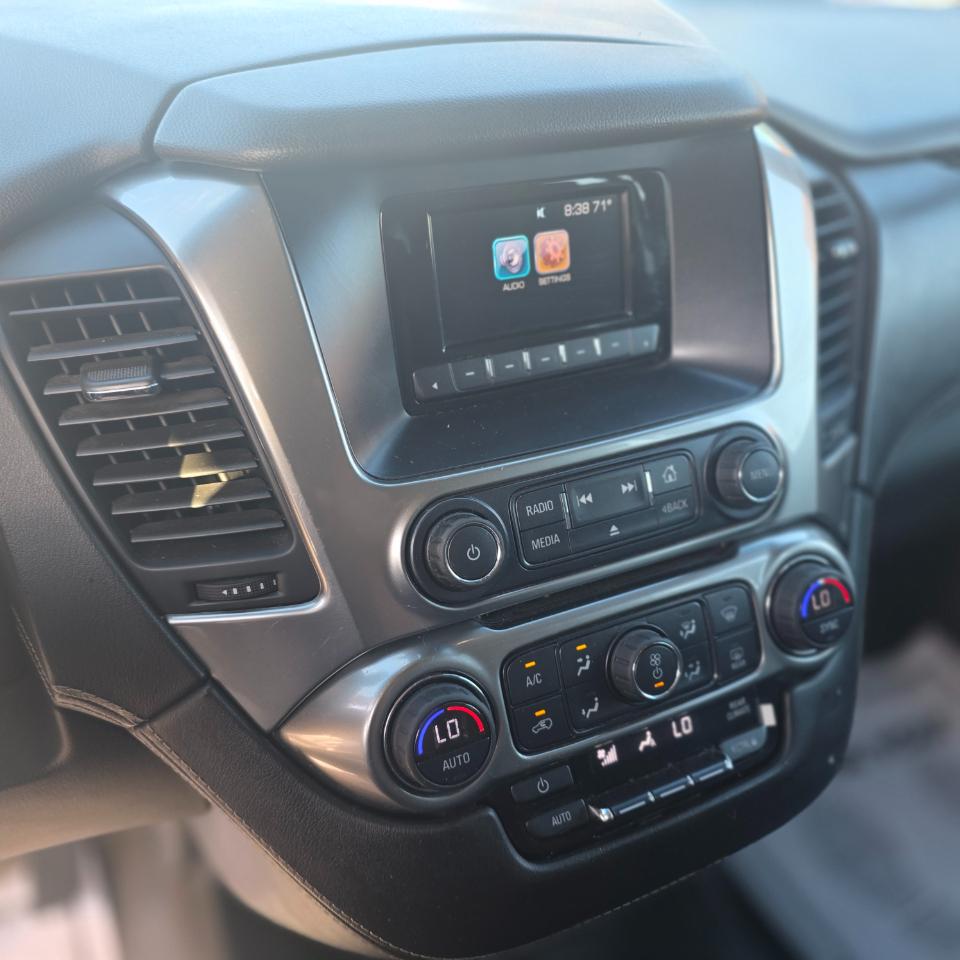 Chevrolet Suburban FL 2WD 2017
