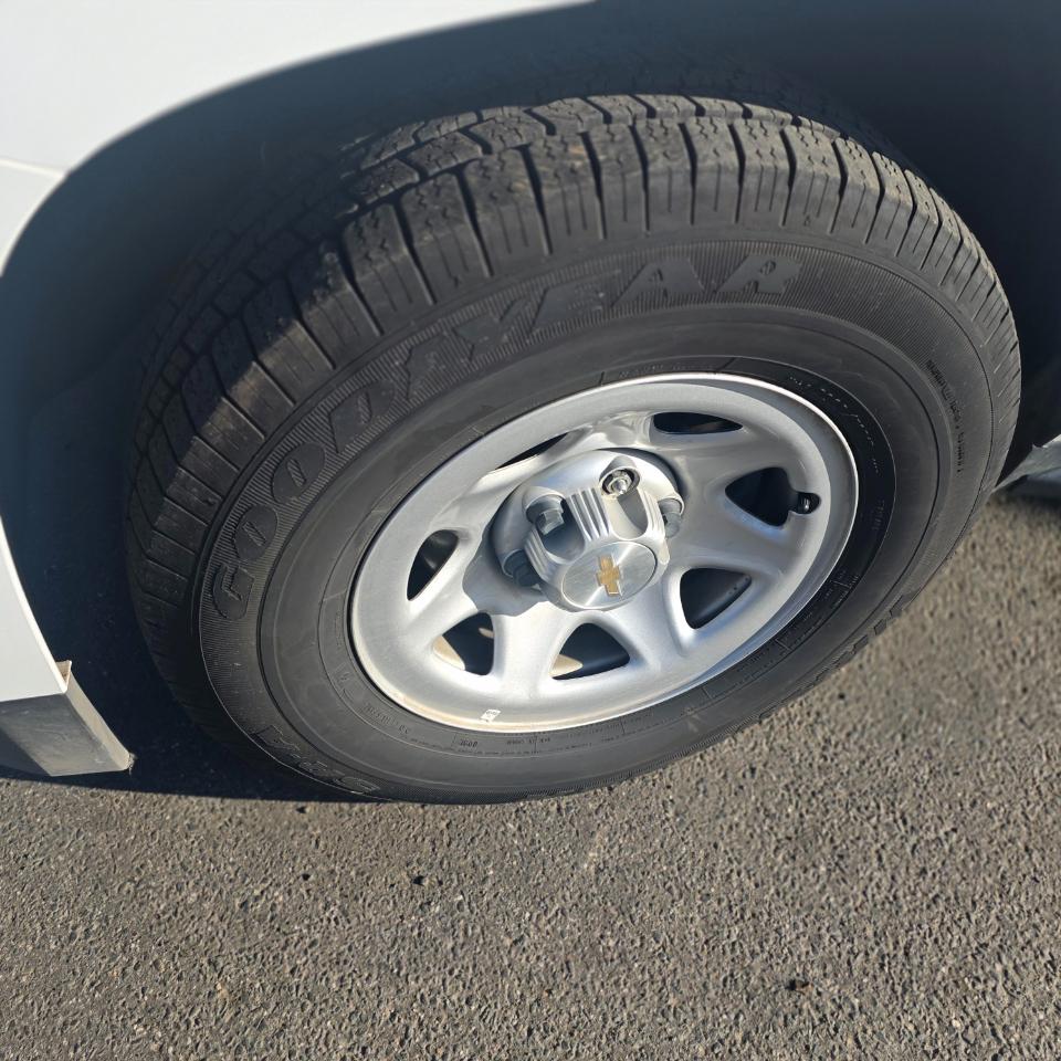Chevrolet Suburban FL 2WD 2017