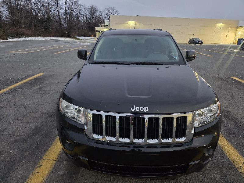 Jeep Grand Cherokee Laredo 4WD 2011