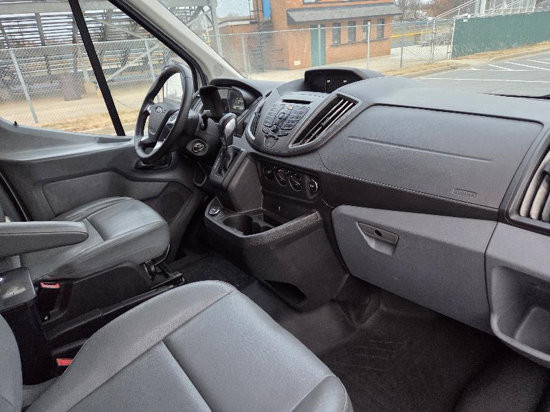 Ford Transit 350 Van Med. Roof w/Sliding Pass. 148-in. WB 2018