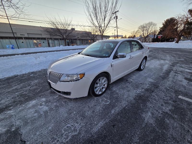 Lincoln MKZ AWD 2010