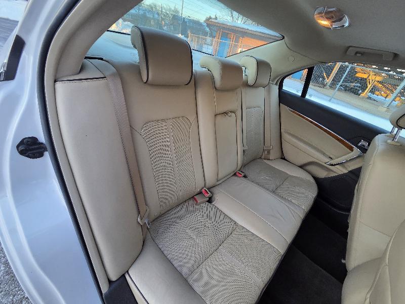 Lincoln MKZ AWD 2010