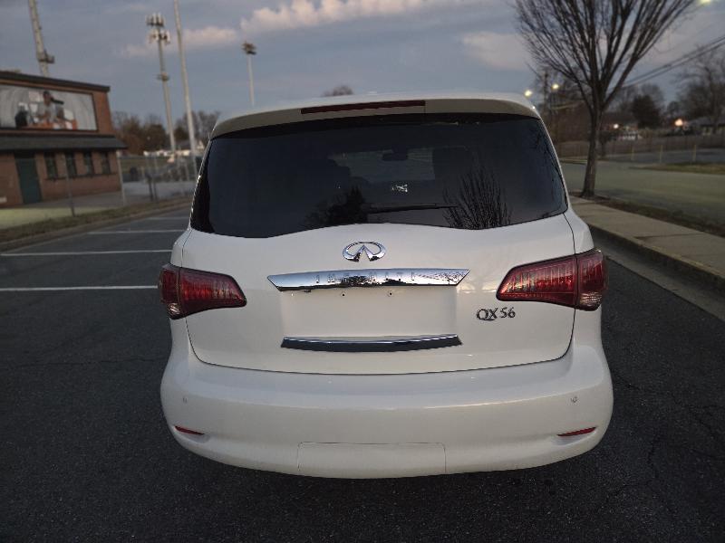 Infiniti QX56 4WD 2011