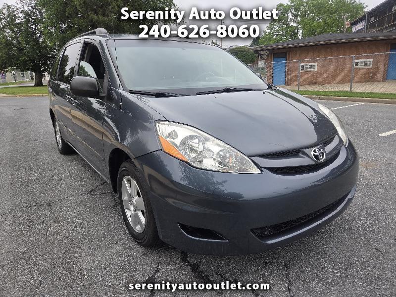Toyota Sienna LE FWD 8-Passenger Seating 2008