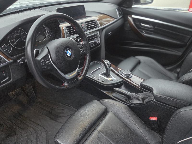 BMW 3-Series 328i xDrive Sedan 2016