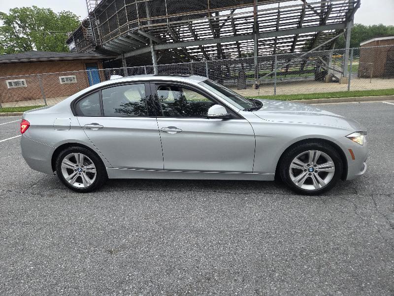 BMW 3-Series 328i xDrive Sedan 2016