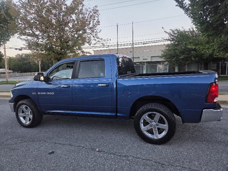 RAM 1500 Big Horn 4x4 Crew Cab 5'7" Box 2011